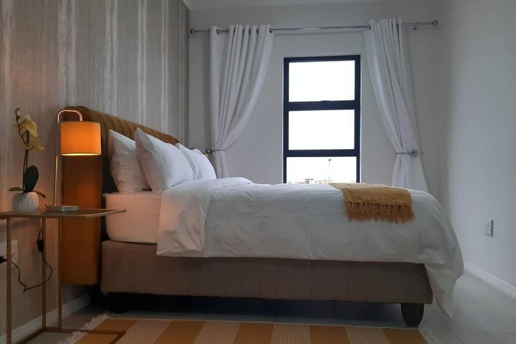 Mikeys Place On New: 2Bed2Bath No.1 With Free Wifinetflix Midrand Extérieur photo